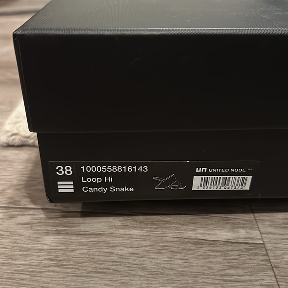 United Nude Heel - Picture 7 of 7